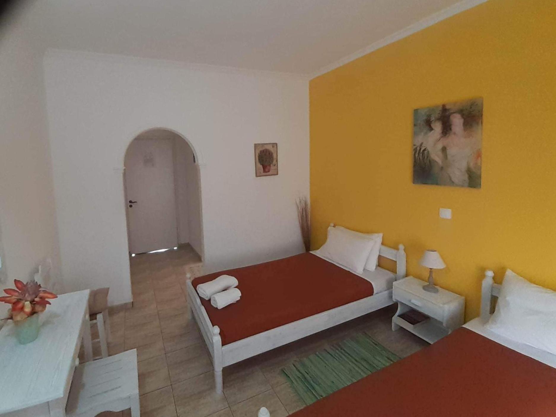 Dimitris Apartments Messongi Mesongí 部屋 写真